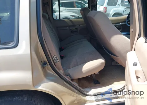 2000 Ford Explorer Xlt из США, поврежденный, VIN 1FMZU73E9YZC14189